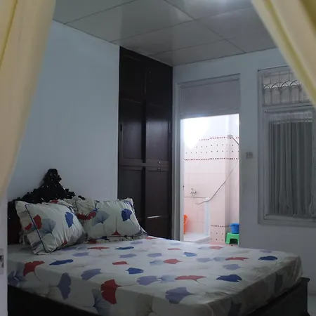 Rumah Mama Homestay Syariah-3